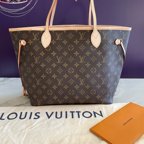 lv neverfull 2022